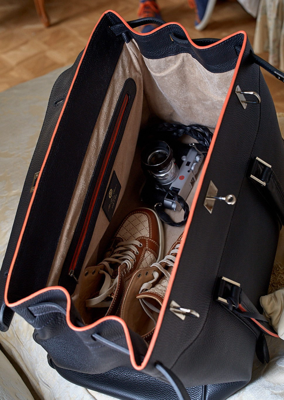 "COMO" Jetset Bag in Calfskin